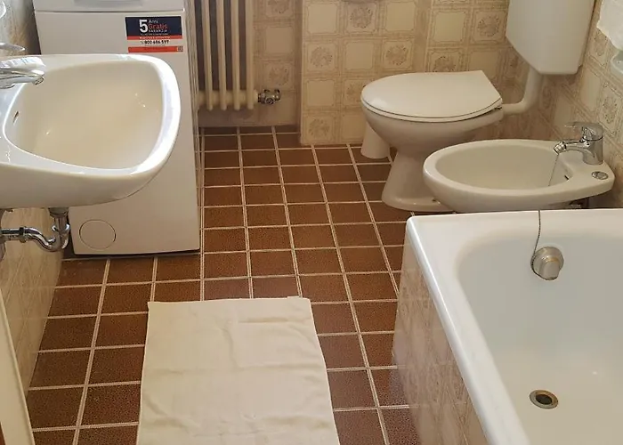 3 Con Vista Sul Mare E Parcheggio * 里米尼