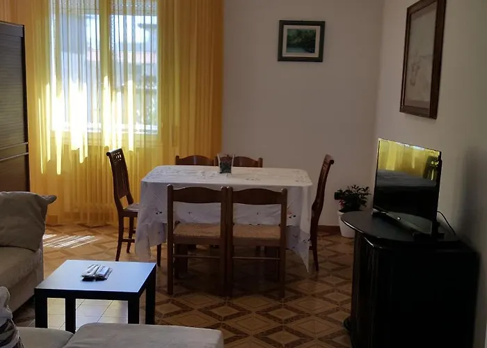 6 Posti, Con Balconi Vista Mare Appartamento *